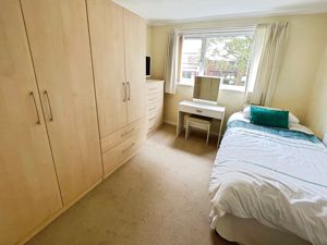 Photo 11- click for photo gallery